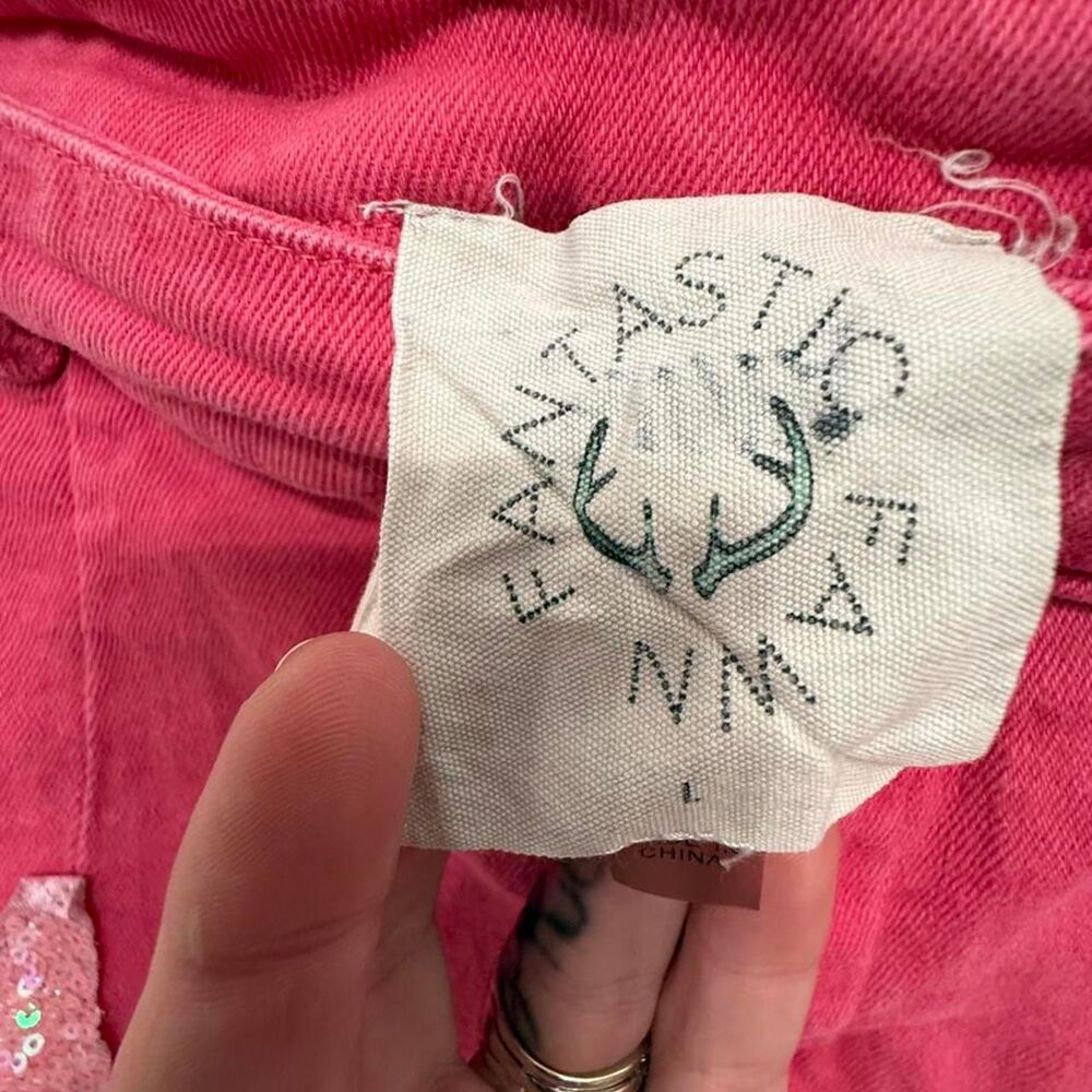 Distressed Jean Shorts - Picture 3 of 3